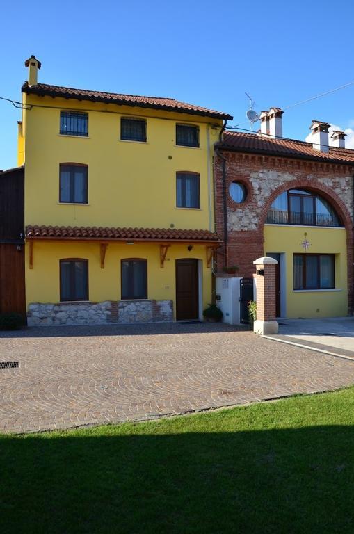 Villa Agriturismo Alla Corte à Costabissara Extérieur photo
